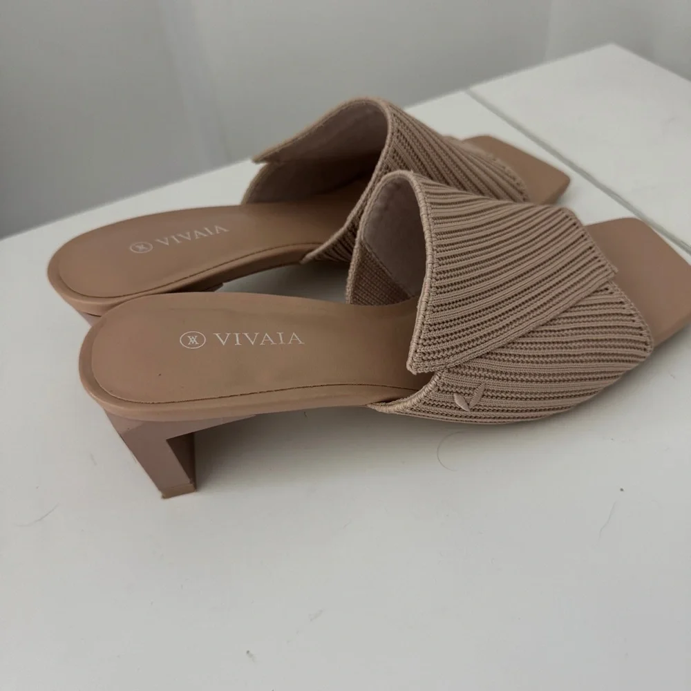 Vivaia Square-Toe Block Heel Sandals - Picture 4 of 7